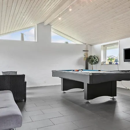 Awesome In Sydals With Sauna 펜션 Skovbyballe